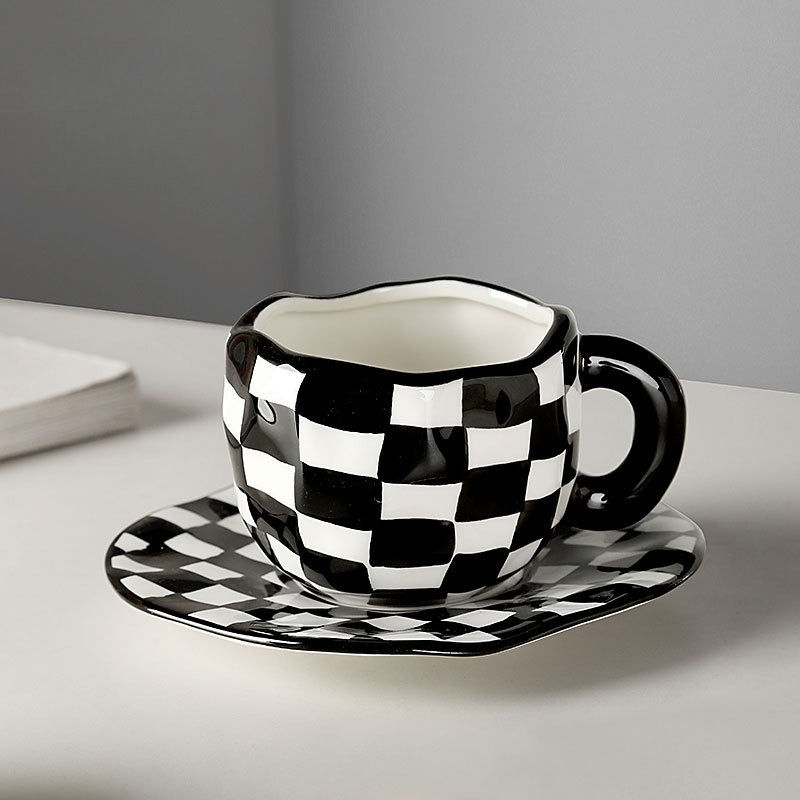 Alternative To Coffee And Tea - 250ml Black and White Alternately Coffee