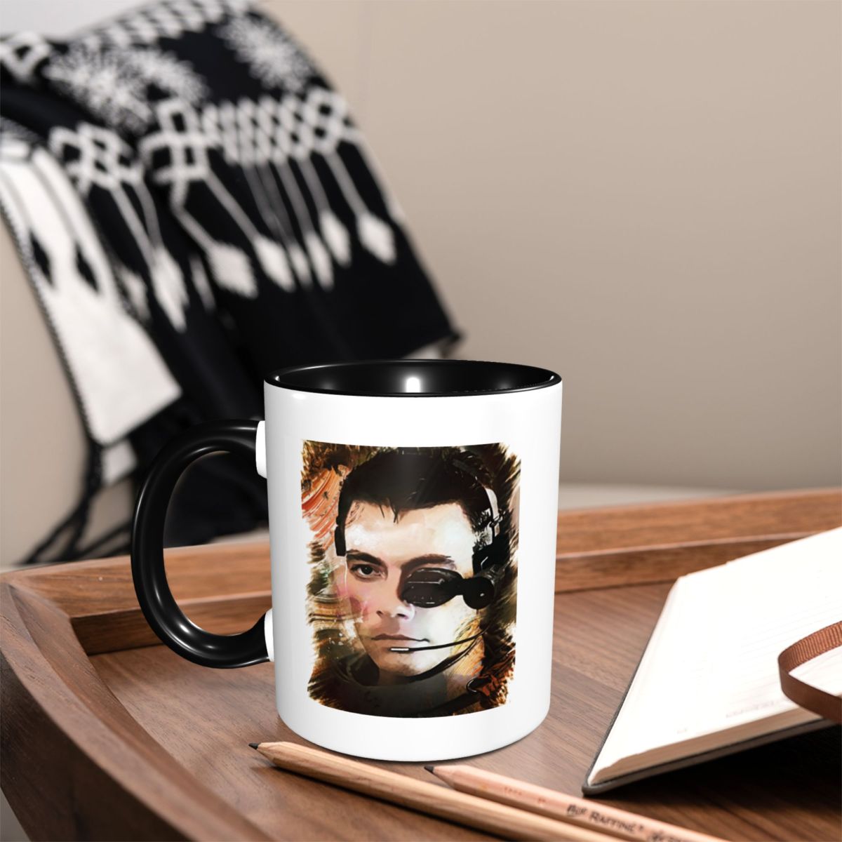 Universal Soldier Jean Claude  - Coffee Tea Van recension och pris